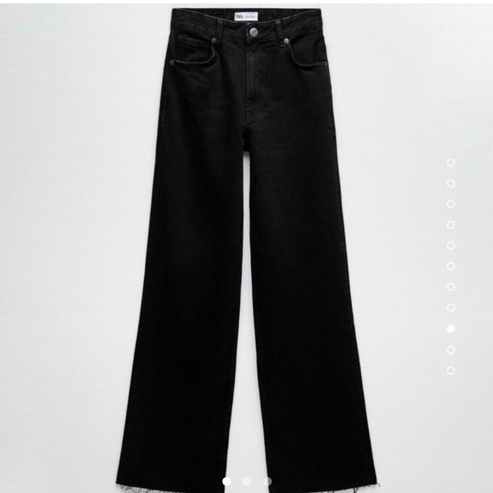 Most perfect black wide leg jeans from Zara. Only worn once or twice. - Picture 2 of 2